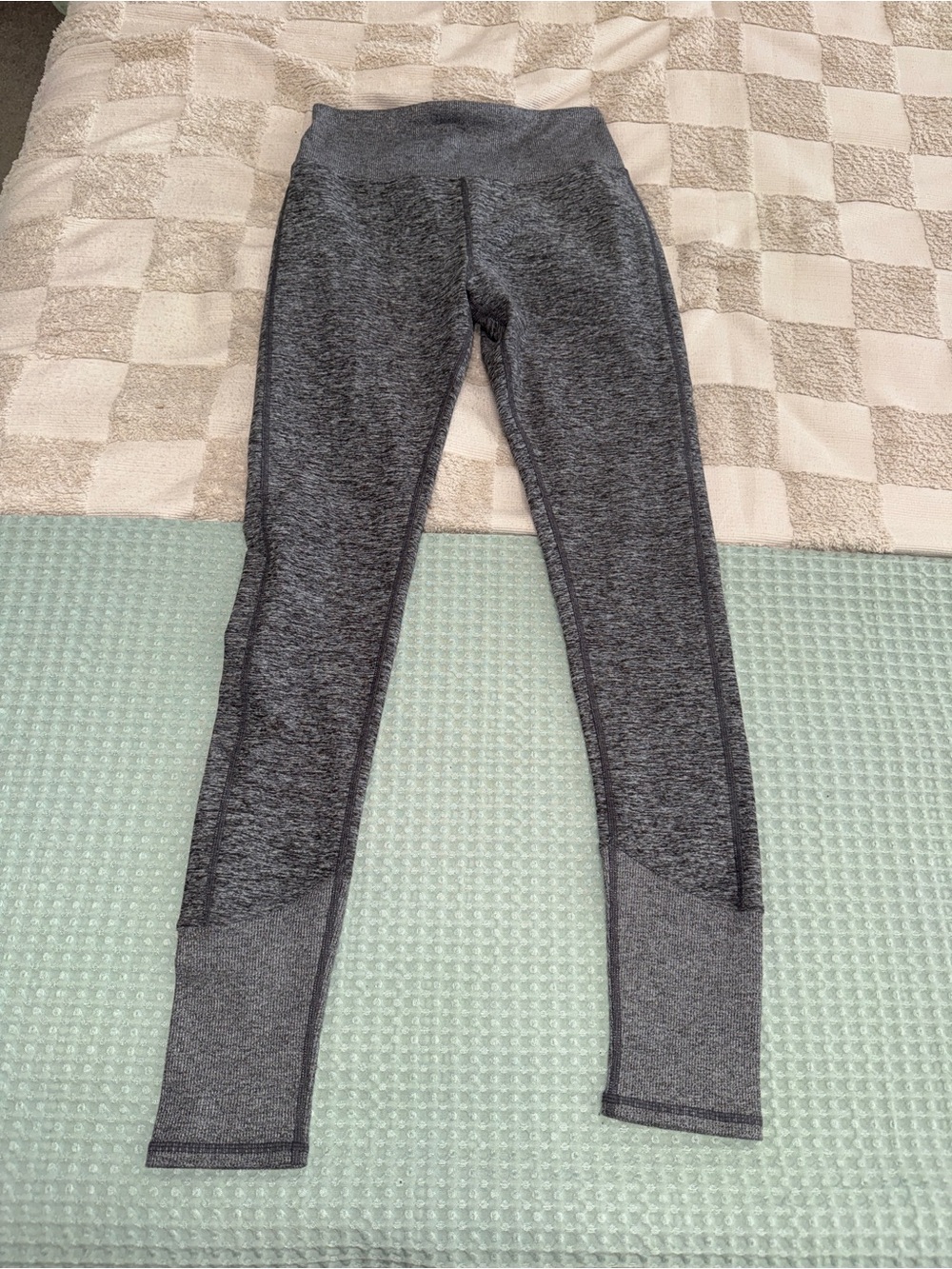 Alo Yoga Lounge Leggings size M